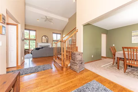 Entry Way - 3230 Golfview, Saline, MI 48176 photo 2 of 4