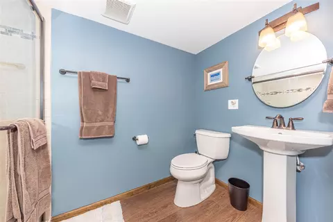 Bath - 3230 Golfview, Saline, MI 48176 photo 11 of 12