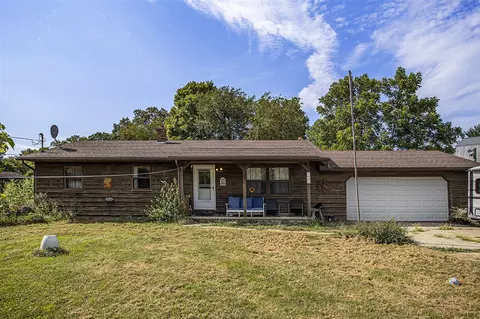 7524 Marshall, Olivet, MI 49076