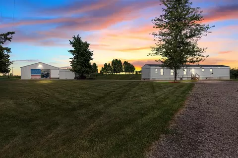 9965 Tuttle, Pittsford, MI 49271