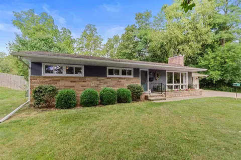 44 Charles, Hillsdale, MI 49242