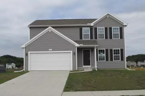 451 Oak Vw, Middleville, MI 49333