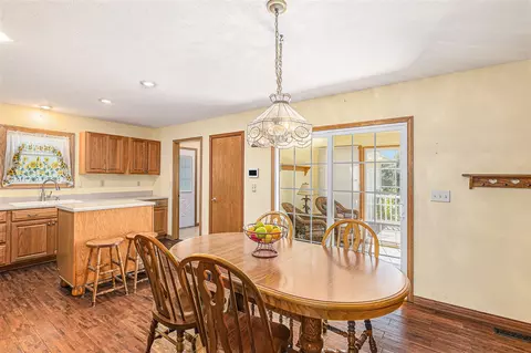 Dining - 10937 Waterloo-munith, Munith, MI 49259 photo 1 of 1