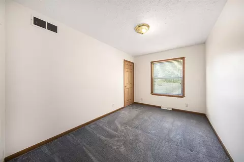 Bedroom - 1679 Munith, Jackson, MI 49201 photo 3 of 3