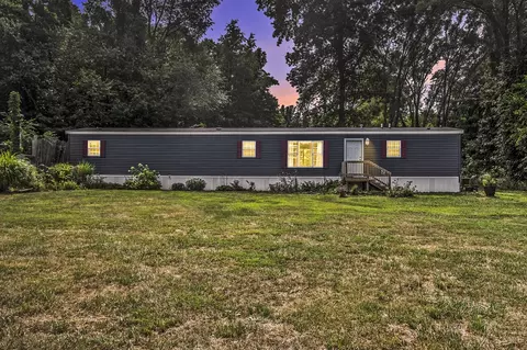 34525 10th, Gobles, MI 49055