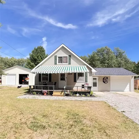 7936 E Cedar Lk, Greenbush, MI 48738