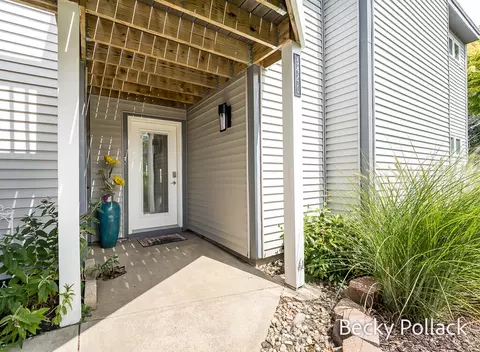 342 Mariners #D, Douglas, MI 49406