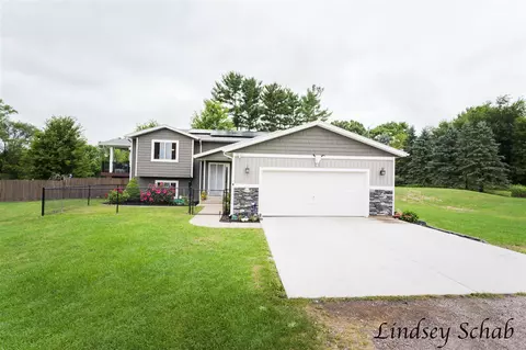15333 Cedar Spgs, Cedar Springs, MI 49319