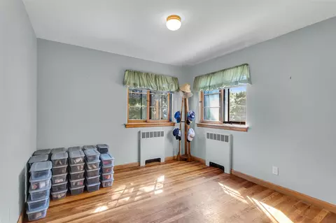 Bedroom - 512 S Wisner, Jackson, MI 49203 photo 6 of 7