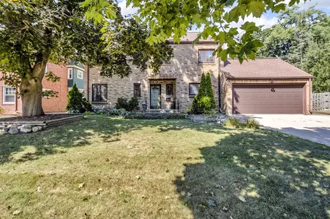 Exterior - 512 S Wisner, Jackson, MI 49203 photo 3 of 12