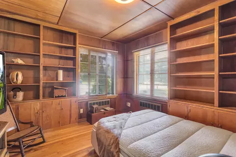 Bedroom - 512 S Wisner, Jackson, MI 49203 photo 1 of 7
