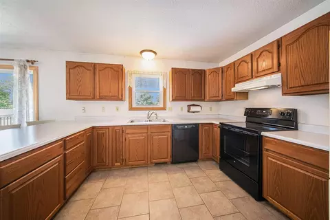 7980 Cain, Jackson, MI 49201 photo 9