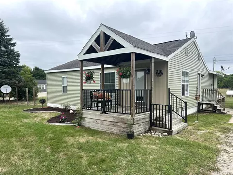 516 S Moorland, Ravenna, MI 49451