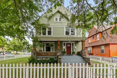 425 Ethel, Grand Rapids, MI 49506