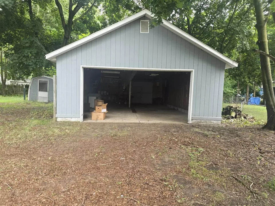 Other - 1885 E Isabella, Muskegon, MI 49442 photo 2 of 3