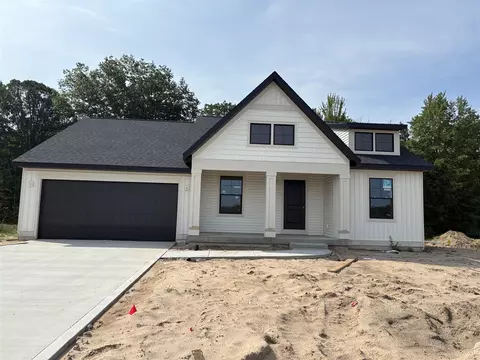 1915 Lowe, Spring Lake, MI 49456