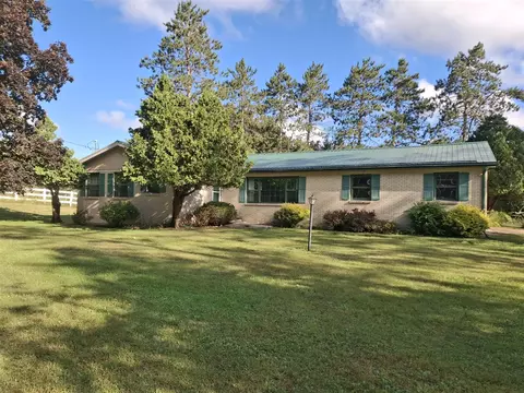 8162 River, Evart, MI 49631