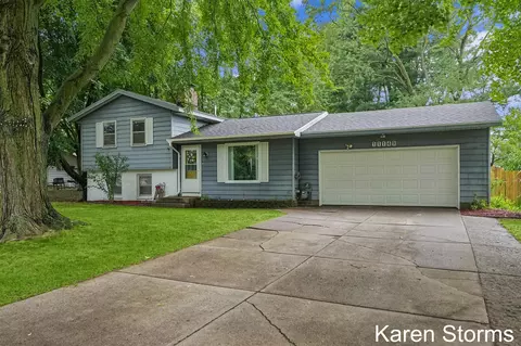 11149 Richard, Allendale, MI 49401