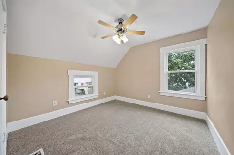 734 Oakridge, Jackson, MI 49203 photo 20