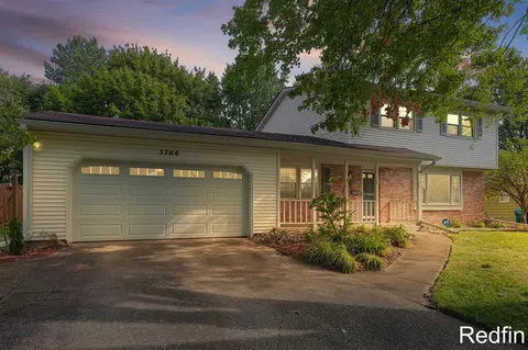 3706 Edinburgh, Kalamazoo, MI 49006