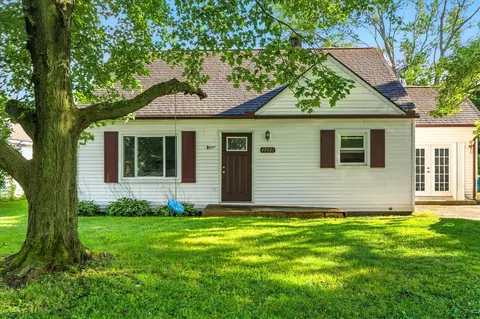 49501 W Huron Riv, Belleville, MI 48111