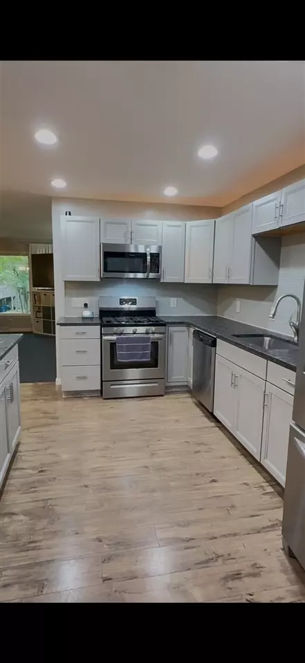 Kitchen - 352 Horseshoe, Plainwell, MI 49080 photo 1 of 2