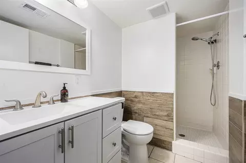 Bath - 352 Horseshoe, Plainwell, MI 49080 photo 3 of 3