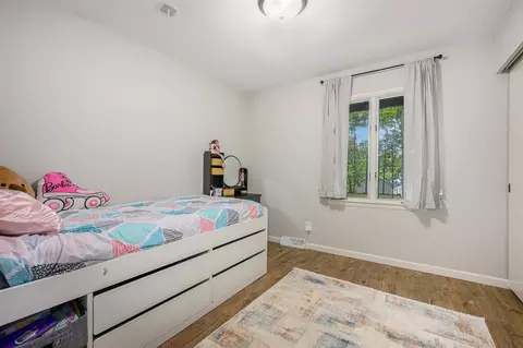 Bedroom - 352 Horseshoe, Plainwell, MI 49080 photo 3 of 4
