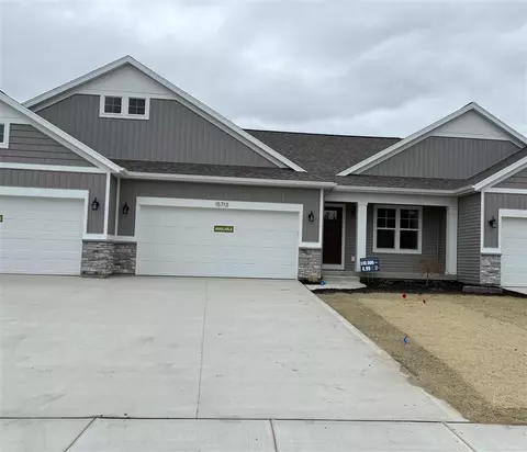 15713 Hawley #29, Grand Haven, MI 49417