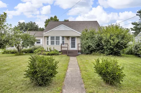 2318 Dover, Jackson, MI 49202