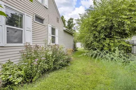 Exterior - 2318 Dover, Jackson, MI 49202 photo 8 of 8