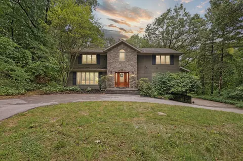 3530 Wild Rose, Grand Rapids, MI 49525