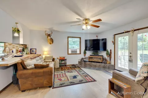 Living - 4711 Muffler, Baldwin, MI 49304 photo 3 of 3