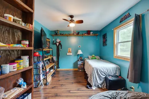 Bedroom - 4711 Muffler, Baldwin, MI 49304 photo 1 of 7