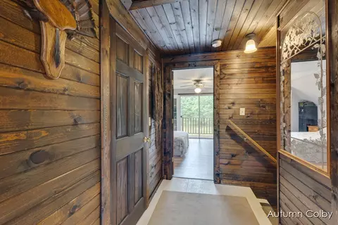 Entry Way - 4711 Muffler, Baldwin, MI 49304 photo 2 of 2