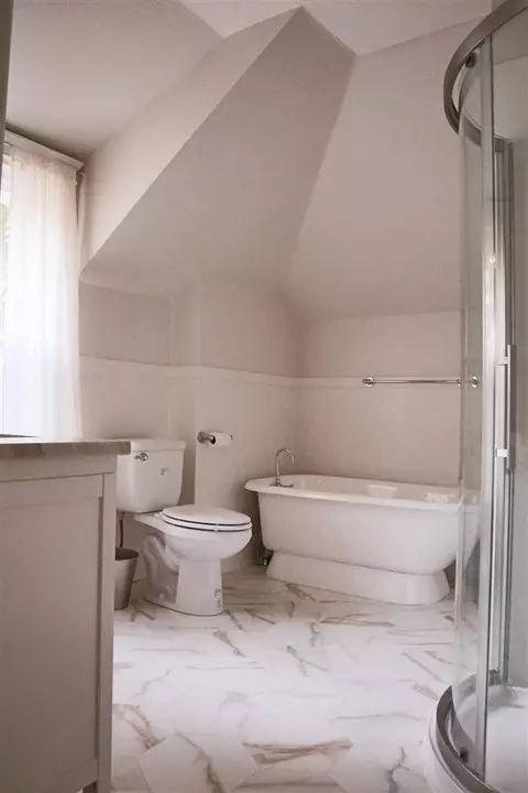 Bath - 110 S Wisner, Jackson, MI 49203 photo 5 of 5