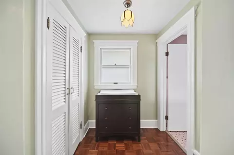Entry Way - 110 S Wisner, Jackson, MI 49203 photo 4 of 4