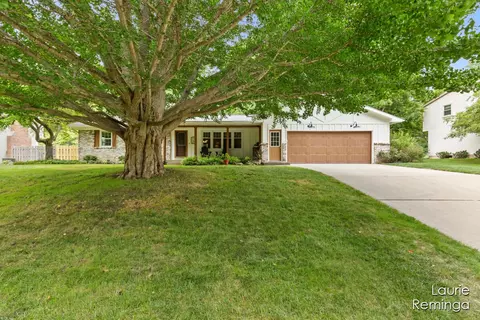 6565 Tanglewood, Grand Rapids, MI 49546
