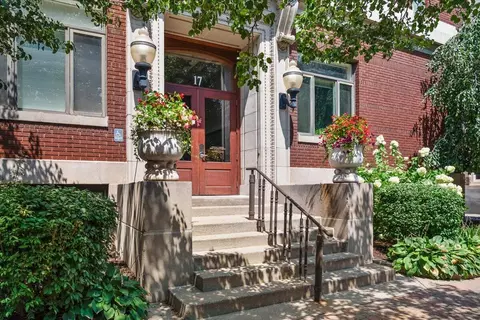 17 W 10th #490, Holland, MI 49423