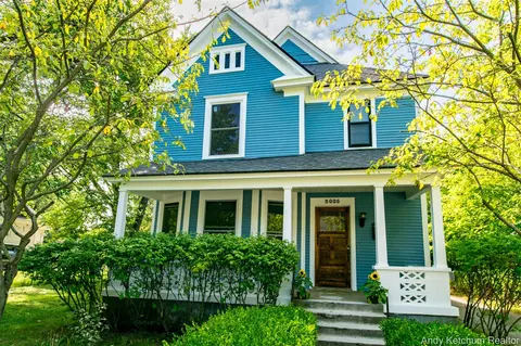 2025 Francis, Grand Rapids, MI 49507