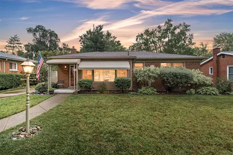 9970 Hambelton, Livonia, MI 48150