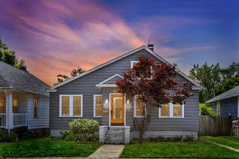 526 La Salle, Saint Joseph, MI 49085