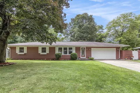 820 Jones, Marshall, MI 49068
