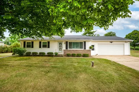 9095 Douglas, Kalamazoo, MI 49009