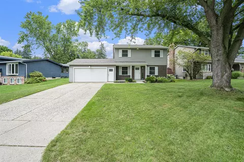 1147 Springwood, Kentwood, MI 49508