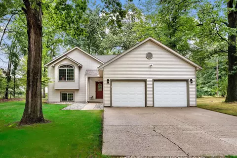 8100 Seminole, Howard City, MI 49329