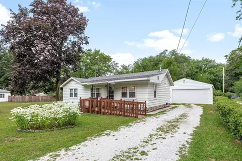 306 E Indiana, New Buffalo, MI 49117