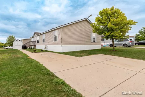 4280 Scarborough, Wayland, MI 49348