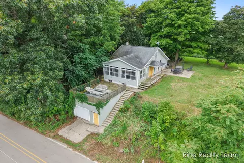 67354 Oil City, Edwardsburg, MI 49112