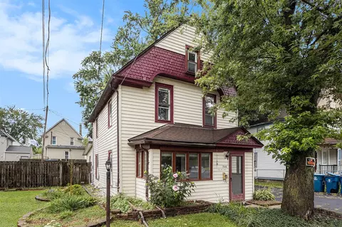 705 Collins, Kalamazoo, MI 49001